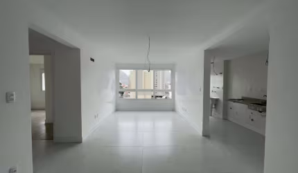 Apartamento 2 dormitórios com 2 vagas de garagem à venda no bairro Passo da Areia em Porto Alegre próximo ao Shopping Iguatemi