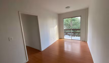 Apartamento 3 dormitórios com 1 vaga de garagem à venda no bairro Passo da Areia em Porto Alegre próximo do Shopping Bourbon Country