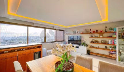 Apartamento de 3 quartos com 2 vagas à venda no bairro Petrópolis em Porto Alegre