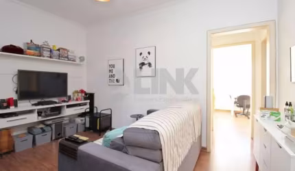 Apartamento 2 dormitórios à venda no bairro Moinhos de Vento em Porto Alegre próximo do Parcão