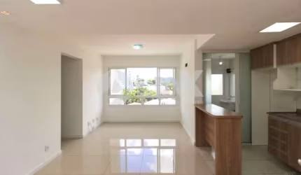 Apartamento 2 dormitórios com 1 vaga de garagem à venda no bairro Tristeza em Porto Alegre próximo do Zaffari Otto Niemeyer