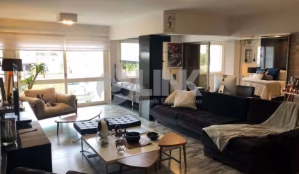 Apartamento de 3 dormitórios sendo 1 suíte com 1 vaga de garagem à venda no bairro Higienópolis em Porto Alegre próximo ao Zaffari Higienópolis