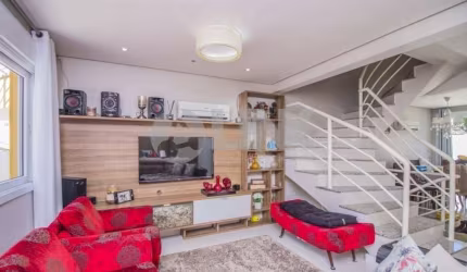 Casa em condomínio com 3 quartos 1 suíte e 3 vagas de garagem à venda no bairro Cristo Redentor em Porto Alegre