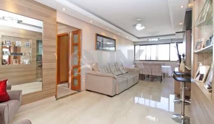 Apartamento com 3 quartos à venda no bairro Cristo Redentor em Porto Alegre