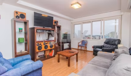 Apartamento com 3 quartos à venda no bairro Moinhos de Vento em Porto Alegre