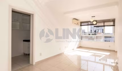 Apartamento com 3 quartos e 2 vagas à venda no bairro Jardim Lindóia em Porto Alegre