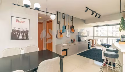Apartamento de 2 quartos com 1 vaga à venda no bairro Passo da Areia em Porto Alegre