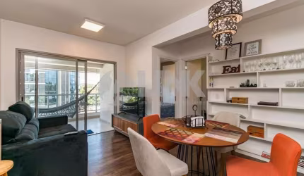 Apartamento de 2 quartos com 2 vagas de garagem à venda no bairro Petrópolis em Porto Alegre