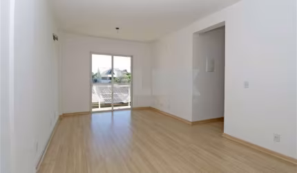 Apartamento de 3 quartos com 1 vaga à venda no bairro Sarandi em Porto Alegre