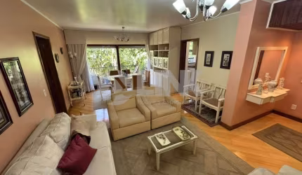 Apartamento de 3 quartos com 2 vagas à venda no bairro Mont Serrat em Porto Alegre