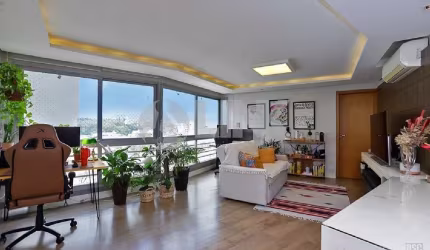 Apartamento de 2 quartos com 1 vaga de garagem à venda no bairro Menino Deus em Porto Alegre