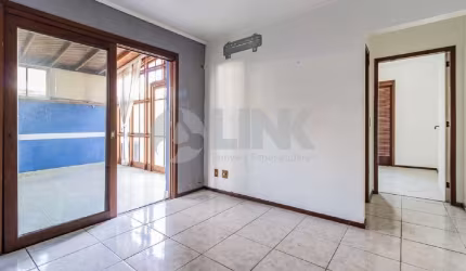 Comprar Apartamento de 1 quarto à venda no bairro Azenha em Porto Alegre