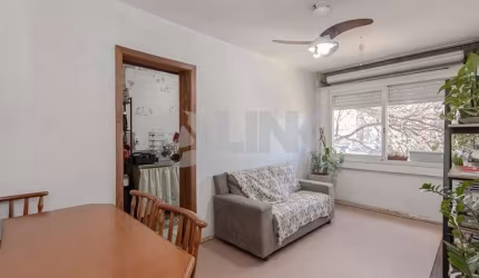 Apartamento de 2 quartos à venda no bairro Partenon em Porto Alegre