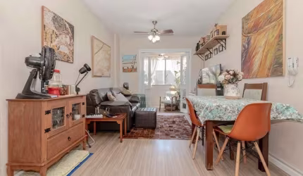 Apartamento de 2 quartos com 1 vaga à venda no bairro Cristal em Porto Alegre