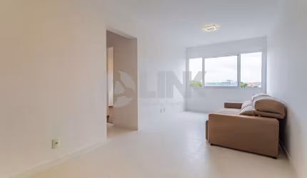 Apartamento de 2 quartos com 1 vaga à venda no bairro Partenon em Porto Alegre