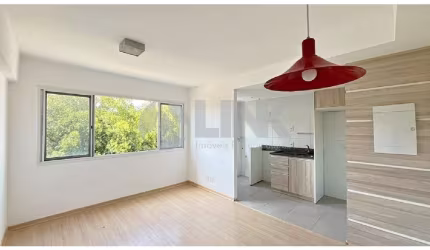 Apartamento de 2 quartos com 1 vaga à venda no bairro Azenha em Porto Alegre
