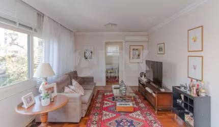 Apartamento de 3 quartos com 2 vagas de garagem à venda no bairro Moinhos de Vento em Porto Alegre