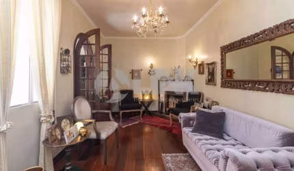 Apartamento de 3 quartos à venda no bairro Farroupiha em Porto Alegre