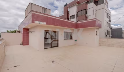Cobertura de 3 quartos com 4 vagas à venda no bairro Jardim Planalto em Porto Alegre