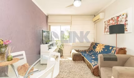 Apartamento de 2 quartos com 1 vaga à venda no bairro São Geraldo em Porto Alegre