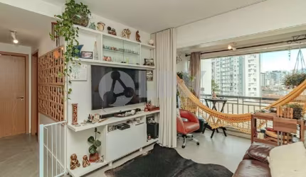 Apartamento de 3 quartos com 1 vaga à venda no bairro Passo da Areia em Porto Alegre