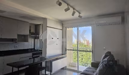 Apartamento mobiliado de 2 quartos com 1 vaga à venda no bairro Jardim Carvalho em Porto Alegre