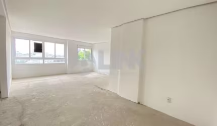 Apartamento de 3 quartos com 2 vagas à venda no bairro São João em Porto Alegre
