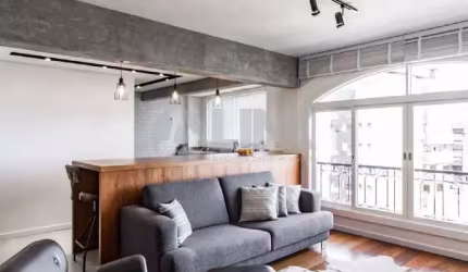 Apartamento de 2 quartos com 1 vaga à venda no bairro Mont Serrat em Porto Alegre