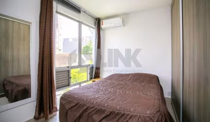 Apartamento mobiliado de 1 quarto estilo Loft à venda no bairro Cidade Baixa em Porto Alegre