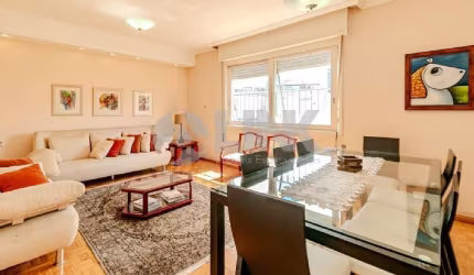 Comprar Apartamento de 3 quartos à venda no bairro Rio Branco em Porto Alegre