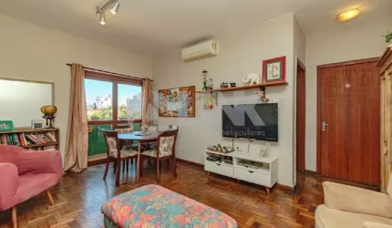 Apartamento de 3 quartos à venda no bairro Azenha em Porto Alegre