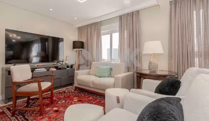 Apartamento mobiliado de 3 quartos com 2 vagas à venda no bairro Petrópolis em Porto Alegre