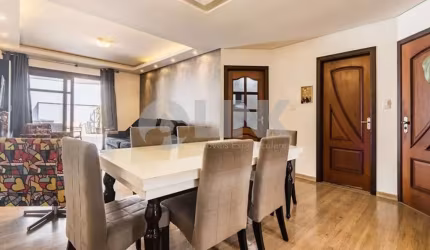 Apartamento de 3 quartos com 2 vagas à venda no bairro Jardim Itú em Porto Alegre