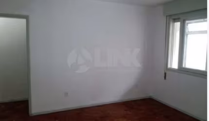 Apartamento de 3 quartos com 1 vaga à venda no bairro Vila Ipiranga em Porto Alegre