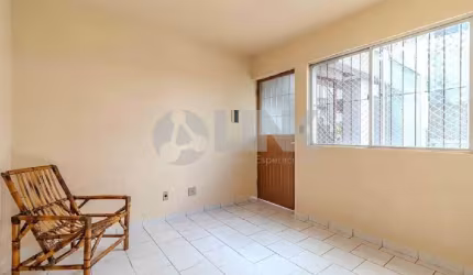 Apartamento de 2 quartos com 1 vaga à venda no bairro Rubem Berta em Porto Alegre
