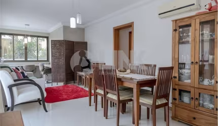 Apartamento Garden de 2 quartos com 2 vagas à venda no bairro Jardim Botânico em Porto Alegre