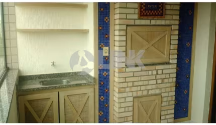 Apartamento de 2 quartos com 1 vaga à venda no bairro Vila Ipiranga em Porto Alegre