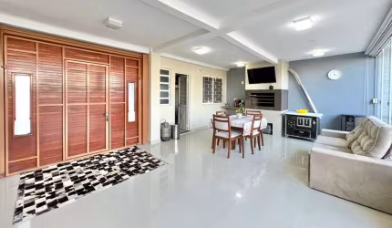 Casa com 2 quartos à venda na Rua Amadeu Amaral, 117, Harmonia, Canoas por R$ 297.000