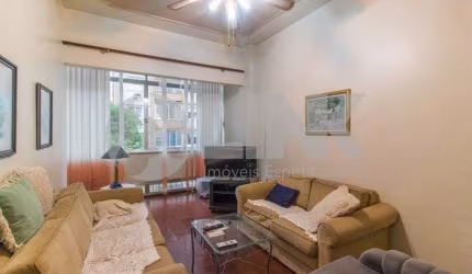 Apartamento com 3 quartos e 1 vaga à venda no bairro Centro Histórico em Porto Alegre