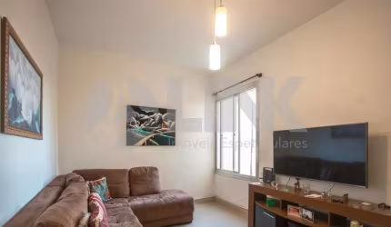 Apartamento de 2 quartos com 1 vaga à venda no bairro Navegantes em Porto Alegre