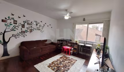 Apartamento de 3 quartos com 2 vagas à venda no bairro Floresta em Porto Alegre
