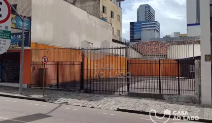 Terreno/Área no Centro de 323,00 m² - Curitiba/PR.