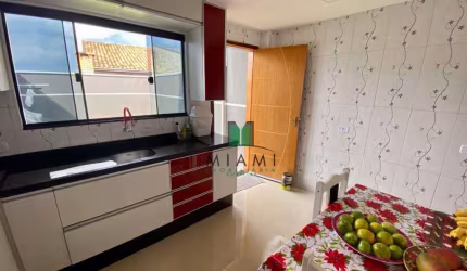 Sobrado com 4 dormitórios à venda, 114 m² por R$ 550.000,00 - Ganchinho - Curitiba/PR