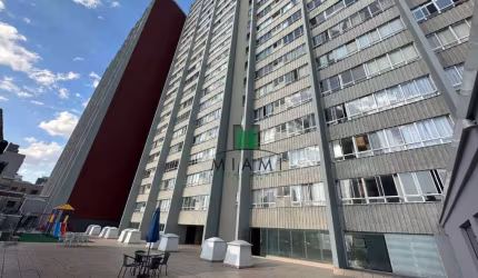 Apartamento com 2 dormitórios para alugar, 58 m² por R$ 2.286,00/mês - Centro - Curitiba/PR