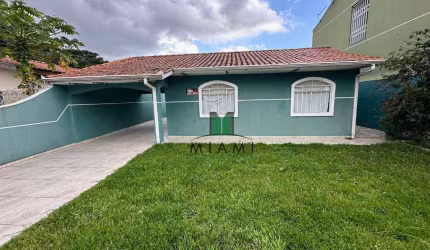 Casa ampla com edícula, 4 dormitórios à venda, 176 m² por R$ 730.000 - Cajuru - Curitiba/PR