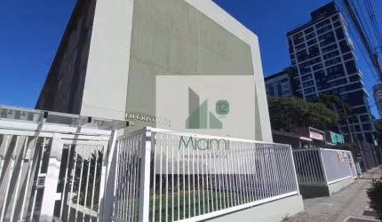 Apartamento com 3 dormitórios para alugar, 106 m² por R$ 4.500,00/mês - Água Verde - Curitiba/PR