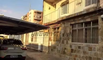 Casa em condomínio fechado com 3 quartos à venda na Rua Barão, 624, Praça Seca, Rio de Janeiro, 230 m2 por R$ 399.000