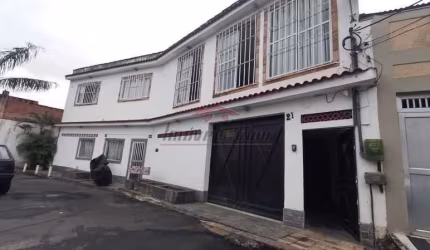 Casa em condomínio fechado com 3 quartos à venda na Rua Claudino de Oliveira, 21, Pechincha, Rio de Janeiro, 125 m2 por R$ 330.000