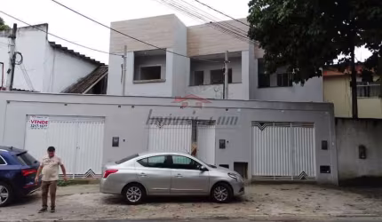Casa com 2 quartos à venda na Rua Edgard Werneck, 507, Freguesia (Jacarepaguá), Rio de Janeiro, 130 m2 por R$ 510.000