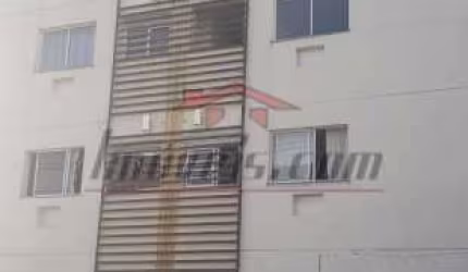 Apartamento com 2 quartos à venda na Rua Renato Meira Lima, 423, Tanque, Rio de Janeiro, 46 m2 por R$ 195.000